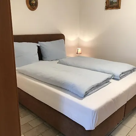 Aparthotel Stadt 4*